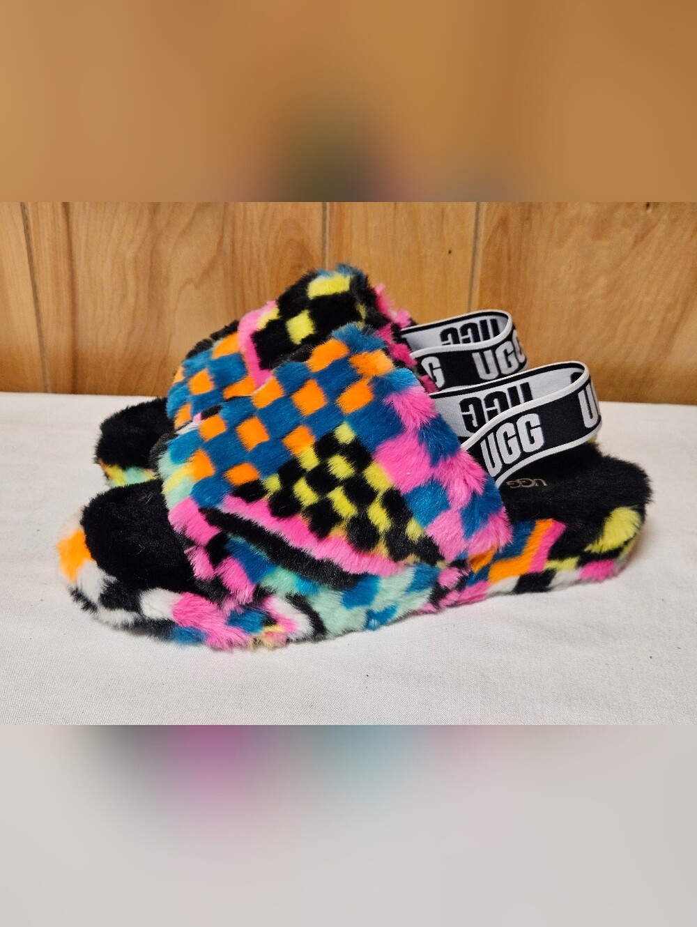 UGG Women's Size 9 -Fluff Yeah Slide Slipper - Multicolor Checks